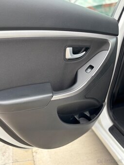 Hyundai i30 CW, 1.6 Crdi - 13