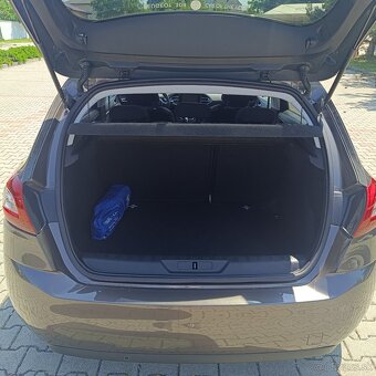 Peugeot 308 1,6 hdi 2015 - 13