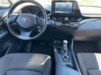 Toyota C-HR 1.8 Hybrid (2021), TOP STAV, 1. majiteľ, záruka - 13