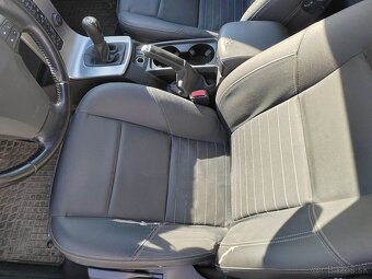Volvo V50 2.0 100kw M6 - Možné splátky od 19.90 € - 13