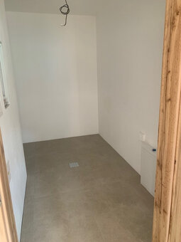 Rodinný dom v Hôrke nad Váhom - 13