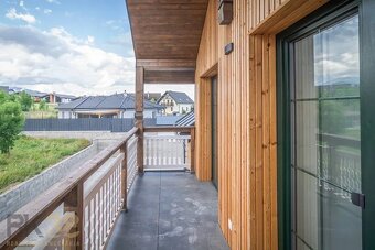 Priestranný 2-izbový byt s krásnym výhľadom na Vysoké Tatry - 13