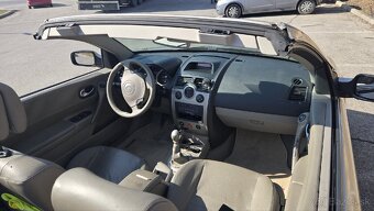 Renault megane kabriolet- nová stk ek - 13