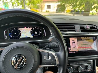 VW Tiguan R-Line DSG VIRTUAL + DVD - FULL VÝBAVA - 13
