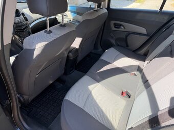 Chevrolet Cruze 1.6 Benzin - 13