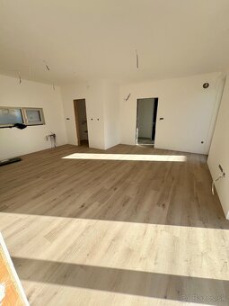 NA PREDAJ 3izb.Novostavba Trnovec nad Váhom okr. Šaľa - 13