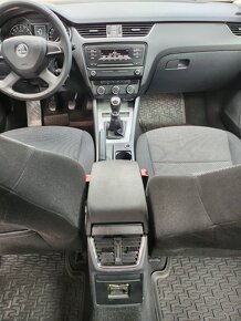 Škoda Octavia Combi 1.6 TDI 4x4 Ambition - 13