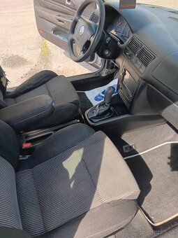 Volkswagen Golf IV - 13