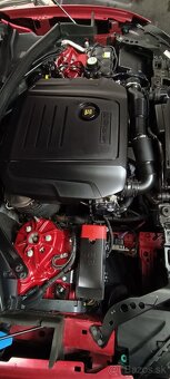 Jaguar F-PACE 2,0D 132kW 4x4 - 13