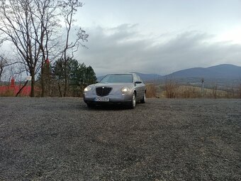 Lancia Thesis 2.4 jtd - 13