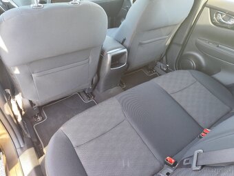 Nissan Qashqai DIG-T 115 Visia Xtronic - 13