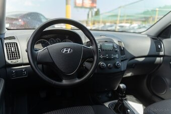Hyundai i30 CW 1.6 CRDi -Len 142tis. KM- 116k Comfort - 13