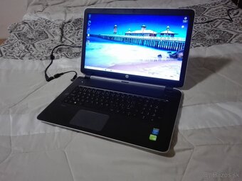 HP 17 s BeatsAudio. i5. 8 GB. 256 GB SSD. 17“ HD+.nVidia 6GB - 13