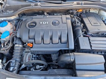 Predám Škoda Octavia Combi 1.9 TDI 77 KW Elegance r.v.2009 - 13