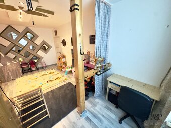 NA PREDAJ VEĽKÝ 3 IZB. BYT S LOGGIOU, 84M2, UL. S. JURKOVIČA - 13