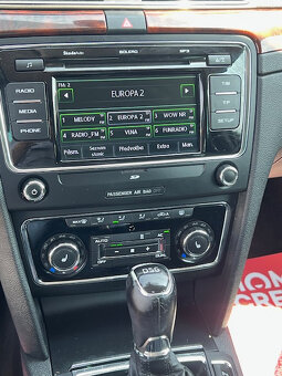 Škoda Superb Combi 2.0 TDI CR 140k Elegance DSG Automat - 13