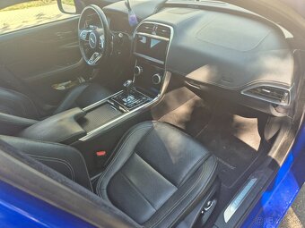Ponúkam Jaguar XE--R 2 ,0 D  4x4 - 13