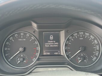 Škoda Octavia Combi 1.6 TDI 110k Style 4x4 - 13