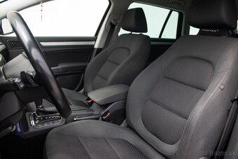 Škoda Superb Combi 2.0 TDI CR 170k Elegance 4x4 DSG - 13