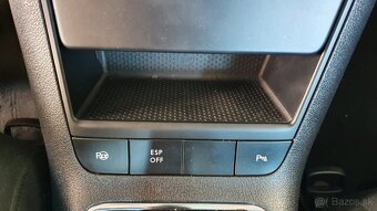 Predam Volkswagen Golf 6 Plus 2.0 TDI Highline Full Vybava - 13