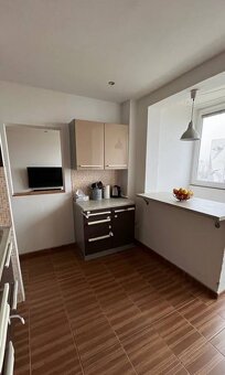 3-izbový byt v Podunajských Biskupiciach hneď vedľa OC Hron - 13