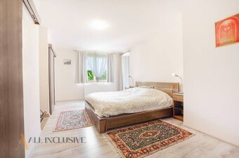 ALL INCLUSIVE | NA PREDAJ NADŠTANDARDNÝ 9-IZBOVÝ RD, DUNAJSK - 13