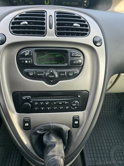 Predám Citroën Picasso 1.6HDI - 13