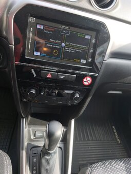 Suzuki Vitara 1.4 95kw hybrid, ťažné - 13