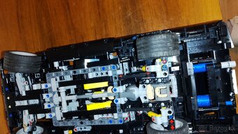 Rôzne LEGO + LEGO Technic Dodge Charger" (42111) - 13
