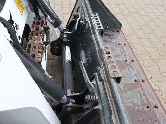 BOBCAT S530 KOLOVÝ SMYK. DVOU.RYCHL - 13
