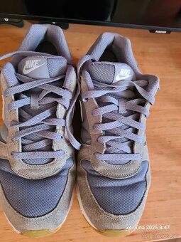 Nike nightgazer - 13