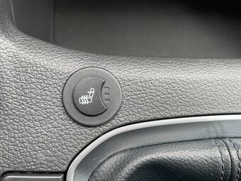 Hyundai i30 Com.1.0T-GDi Comfort ČR+1maj. - 13