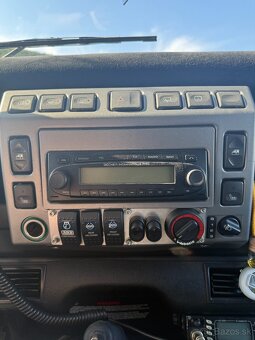 Land Rover Defender TD5 110 Matzker - 13