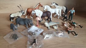 Schleich figurky z farmy, koně, jezdkyně, postavy - 13