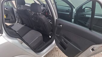 Opel Astra Statio Wagon - 13