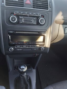 Volkswagen Touran 2.0 TDI Highline - 13