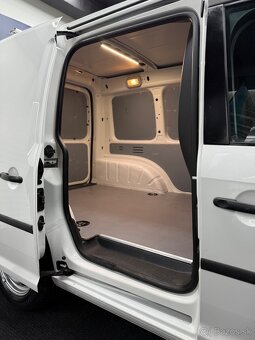 Volkswagen Caddy 2019 2.0tdi 75kw L1 ťažné 1majiteľ - 13