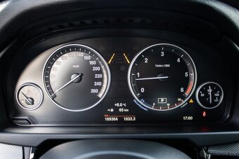 BMW X5 xDrive30d A/T, 190kW (2015) - 13