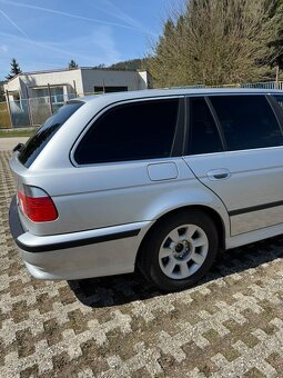 BMW e39 520i touring automat - 13