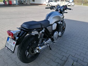 HONDA CB 1100 RS ---  len 6000 km - 13