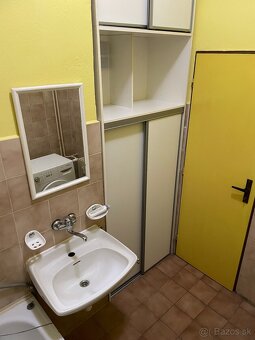 Prenajom velkeho 2 izboveho bytu Zilina centrum - 13