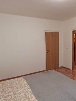 2 izbový , Obr. mieru, sidl.II, Prešov, 54 m2, loggia, 1/8 - 13