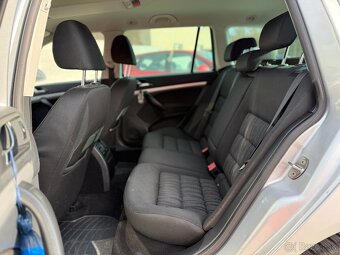 Škoda Octavia Combi 2.0 TDI Elegance DSG - 13
