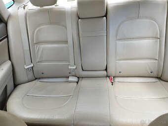 Hyundai Grandeur 2.2 CRDi r.v.2010 - 13