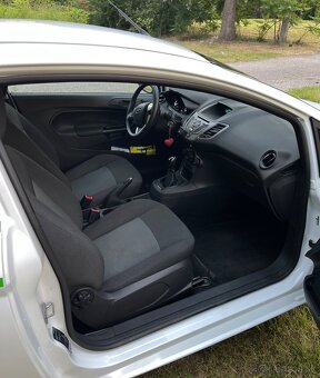 Ford Fiesta 1.25 rok výroby 2016 - 13