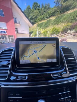 Mercedes-Benz GLE 250D 4MATIC - 13