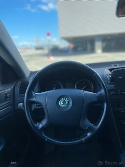Škoda Octavia 2.0 TDI DSG - 13