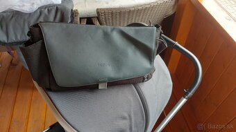 MOON RESEA S - 13