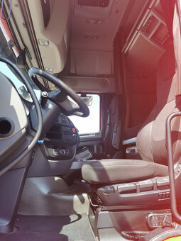Prodám tahač návěsů DAF XF 480 FT EURO 6 low deck - 13