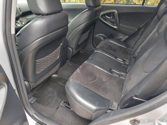 Toyota RAV4 2.2D-4D 4x4 - 13